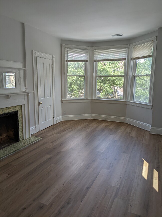 2939 Cleinview Ave unit 2, Cincinnati, OH 45206 - photo 5