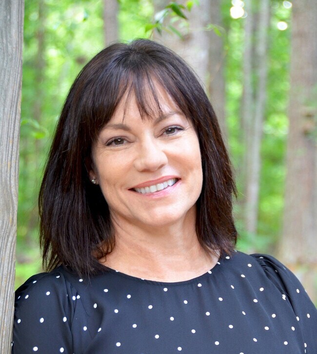 STEPHANIE LOWRY