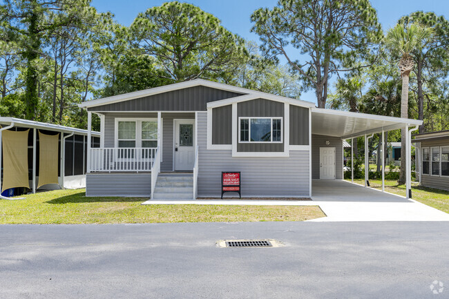 Fairway offers a variety of home styles including manufactured options.