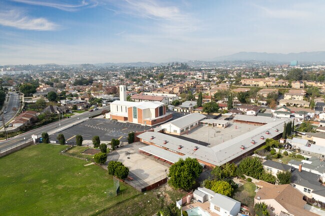 St. Thomas More Catholic Elementary School has students in grades PK, K-8.