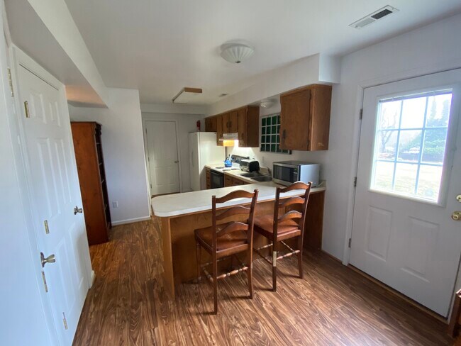 162 Stephens Loop unit Basement, Ruckersville, VA 22968 - photo 3
