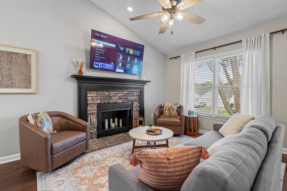 13 Huntcliff Dr unit ID1234829P, Cartersville, GA 30121 - photo 1