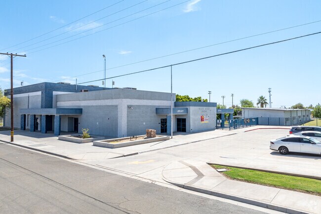 Grace Smith Elementary School has a modern campus.