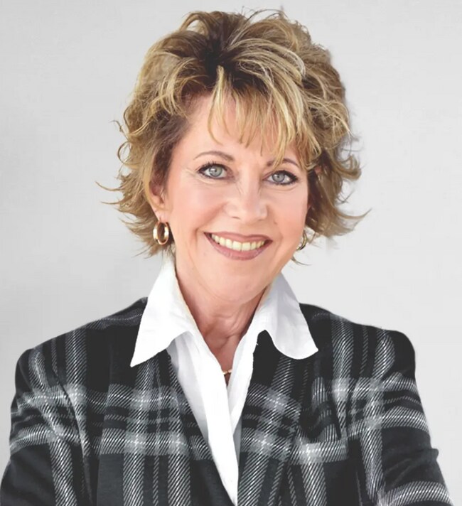 Paula Brooks