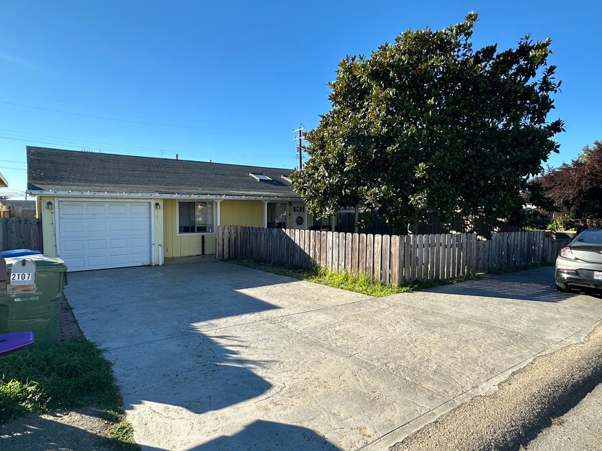 2101 Sunset Ave, Morro Bay, CA 93442 - photo 1