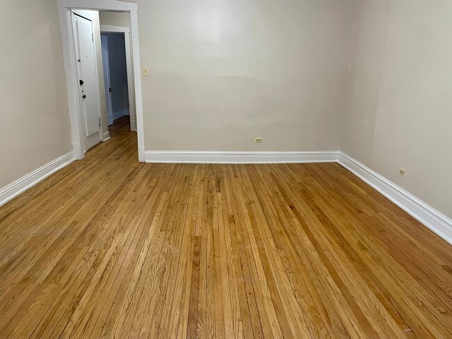548 Elmwood Ave unit 48-3, Evanston, IL 60202 - photo 4