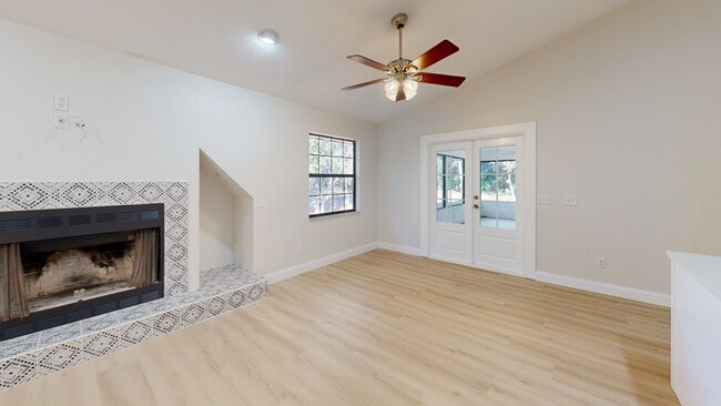 26 Laurianne Rd, Debary, FL 32713 - photo 2