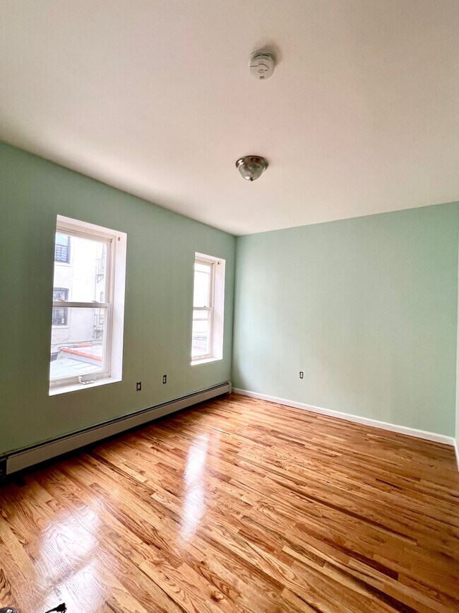 2408 Beverley Rd unit 2, Brooklyn, NY 11226 - photo 7