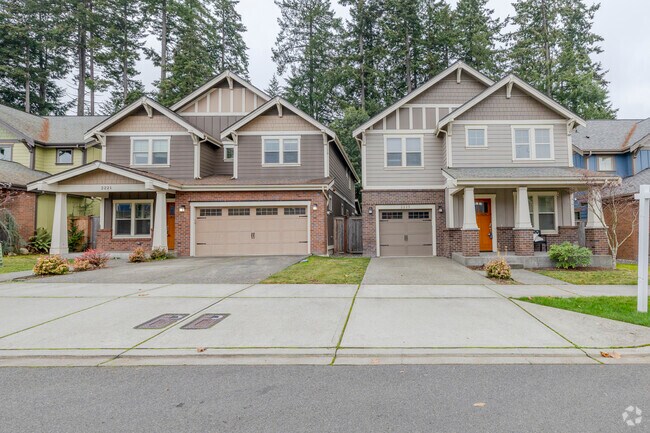 There area plenty of beautiful homes in the Lacey WA area of Pleasant Glade.