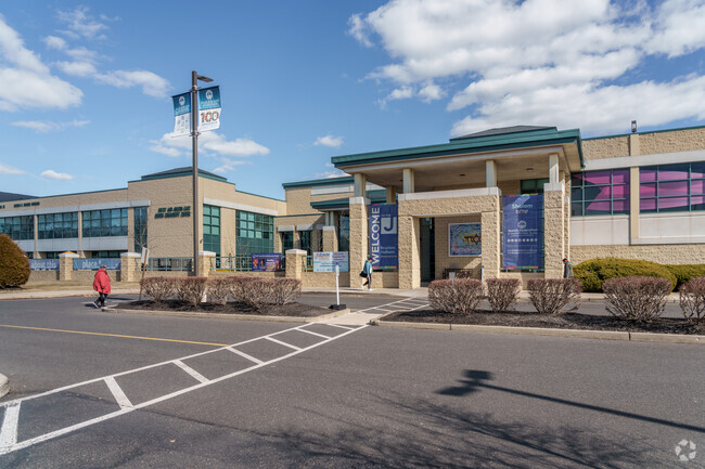 Springdale is home of the Katz Jewish Community Campus offering athletic facilities to all.