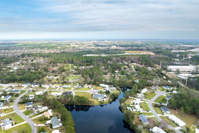 Marketplace offers a rural feel in the Saint Augustine area.