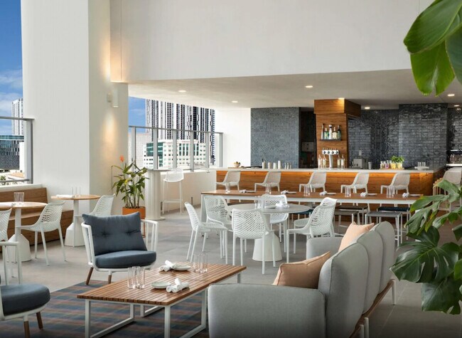 249 NE 4th St unit ID1058669P, Miami, FL 33132 - photo 3