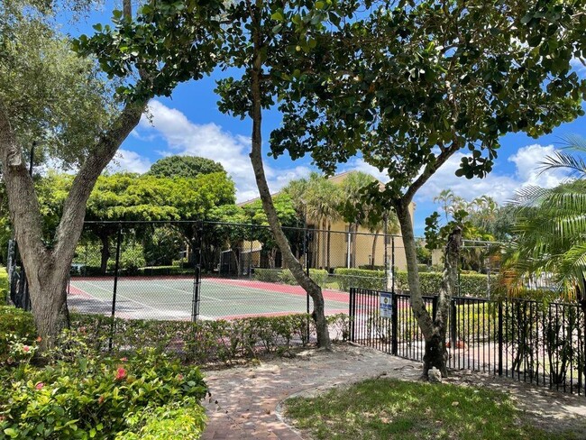 2305 N Congress Ave unit 28, Boynton Beach, FL 33426 - photo 6