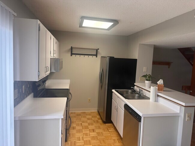 5125 Singleton Dr unit 37C, Hilliard, OH 43026 - photo 6