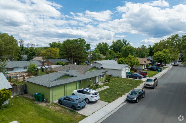 Single story ranch-style homes comprise the majority of build styles in Meadowood.