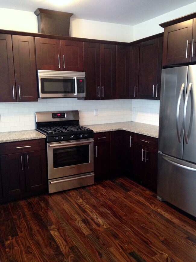 40 Russell Ave unit 201, Old Tappan, NJ 07675 - photo 4