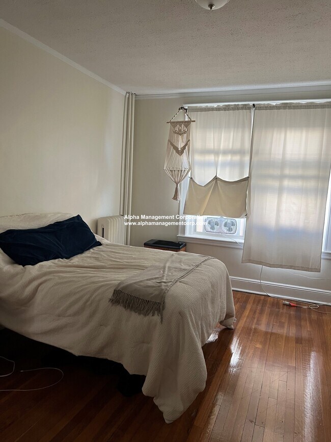 94 Maple St unit 1, Malden, MA 02148 - photo 6