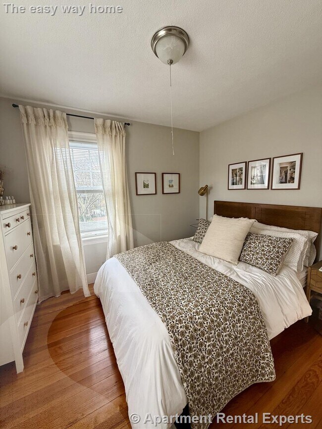 9 Eustis St unit 3L, Cambridge, MA 02140 - photo 4