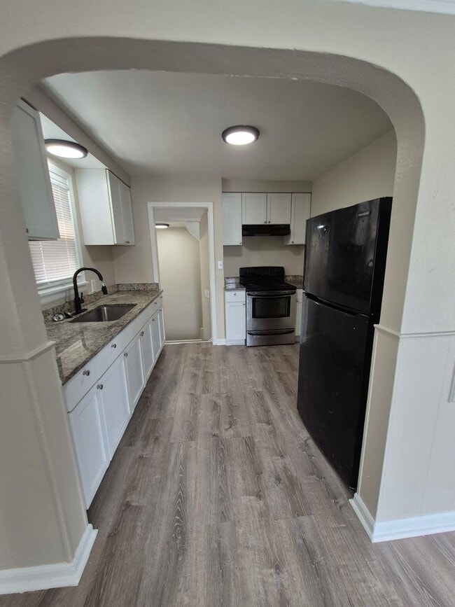 8181 House St, Detroit, MI 48234 - photo 3