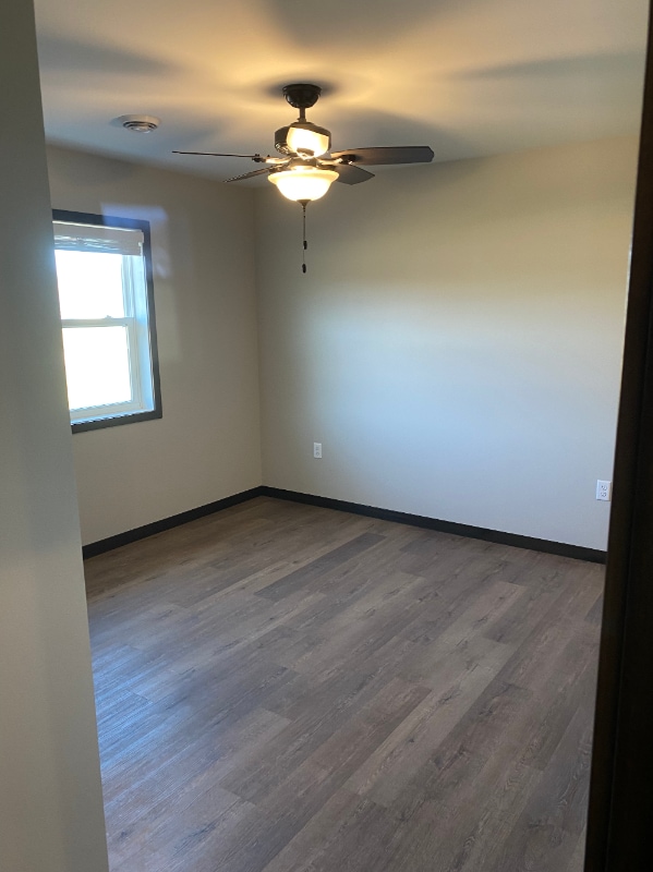 1013 Royal Blvd, Rice Lake, WI 54868 - photo 2