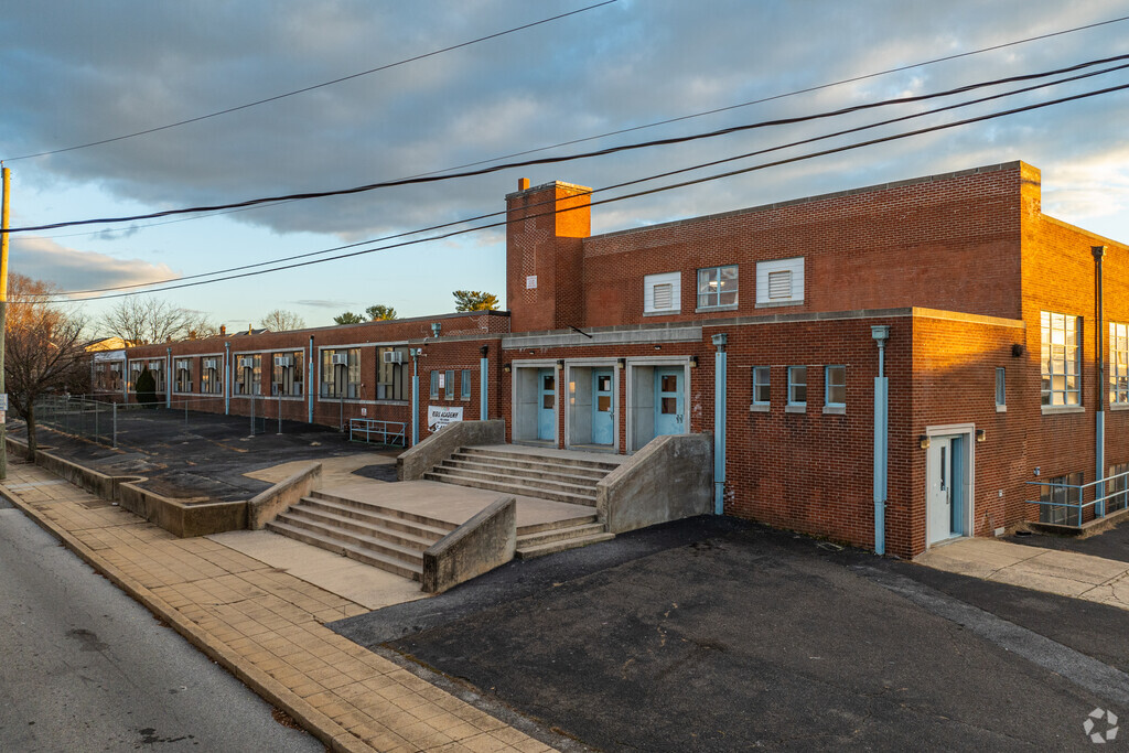 Faith and education intertwine at St. Thomas the Apostle School.