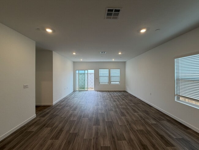 7395 W Donner Ave, Fresno, CA 93723 - photo 3