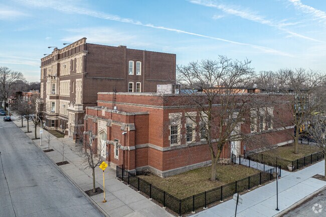 Revere Elementary School offers courses in Reading and Math.