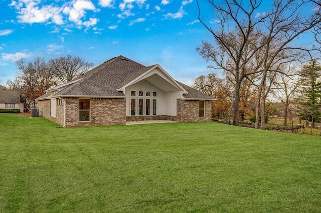 301 Walnut Ridge St, Joplin, MO 64801 - photo 3