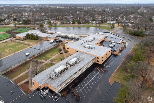 Kirkwood Senior High School focuses on core subjects like English.