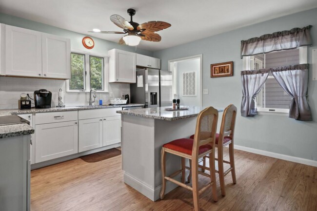 5421 Deep Hole Rd unit Escape, Chincoteague Island, VA 23336 - photo 4