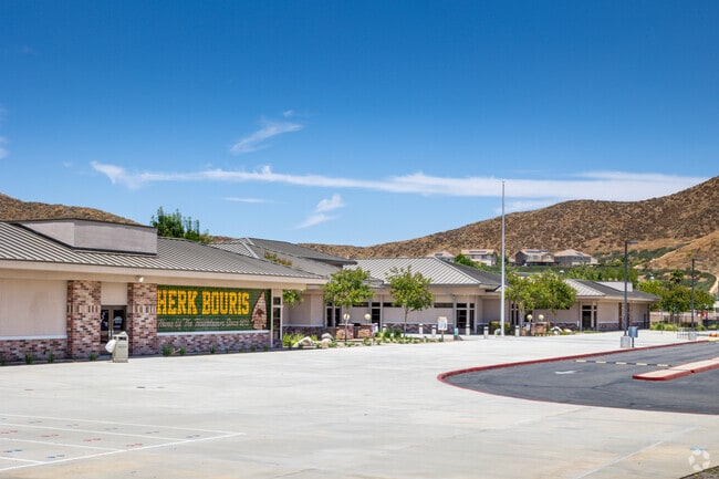 Herk Bouris Elementary challenges and encourages children to learn in Lake Elsinore
