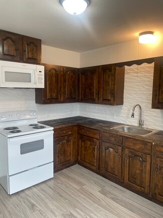 1609 4th Ave Unit D, Terre Haute, IN 47807