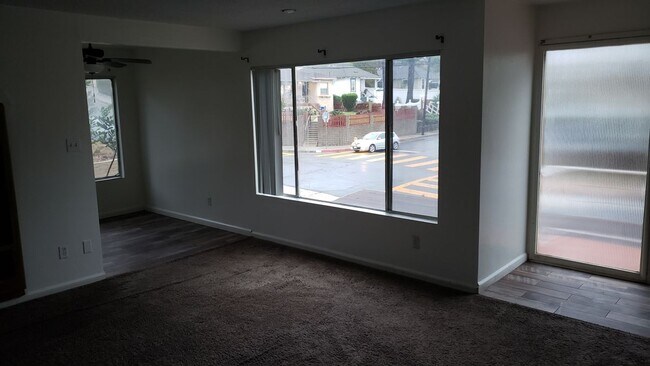 637 W 32nd St, San Pedro, CA 90731 - photo 2