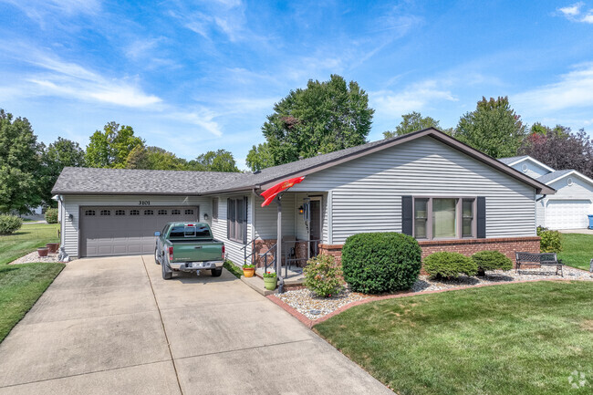 Ranch and single family homes can be found all over the Twin Lakes area.