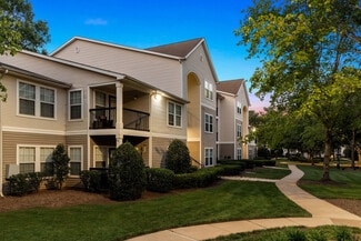 1315 Cameron Matthews Dr, Matthews, NC 28105