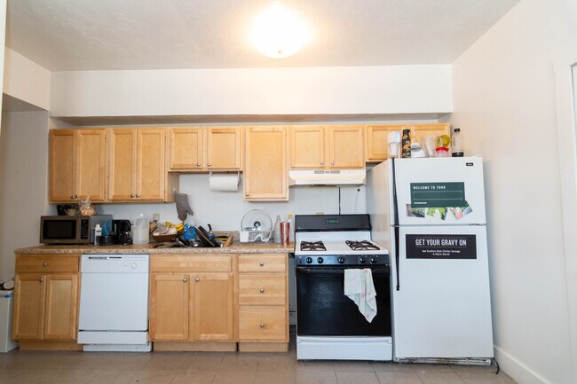 25 Ashford St unit 2, Allston, MA 02134 - photo 3
