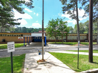 W.E. Putnam Middle School Magnet