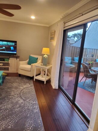1170 6th Ave, Vero Beach, FL 32960