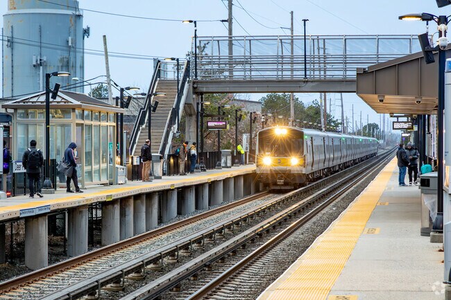 Traveling to NY City or points east starts at Deer Park Train Station.