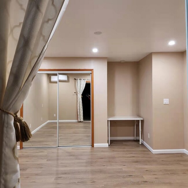 1871 Peach Place unit Studio, Concord, CA 94518 - photo 4