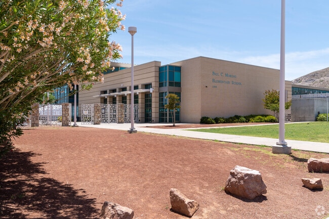 Moreno Elementary offers a dual language program for their students.