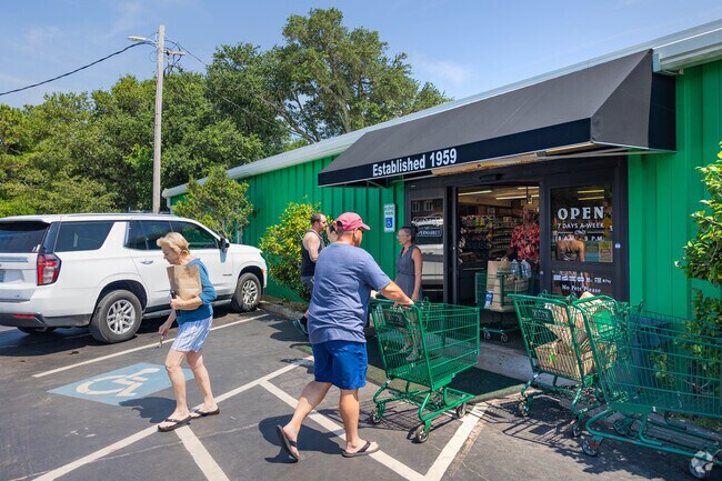 Conner's Supermarket in Buxton is the best place to shop for all of your grocery needs.
