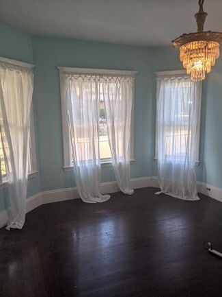 5 Nichols St Unit 1, Everett, MA 02149