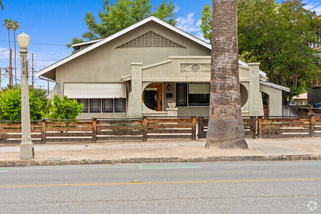 Bungalows are frequently found along the residential streets of Downtown Redlands.