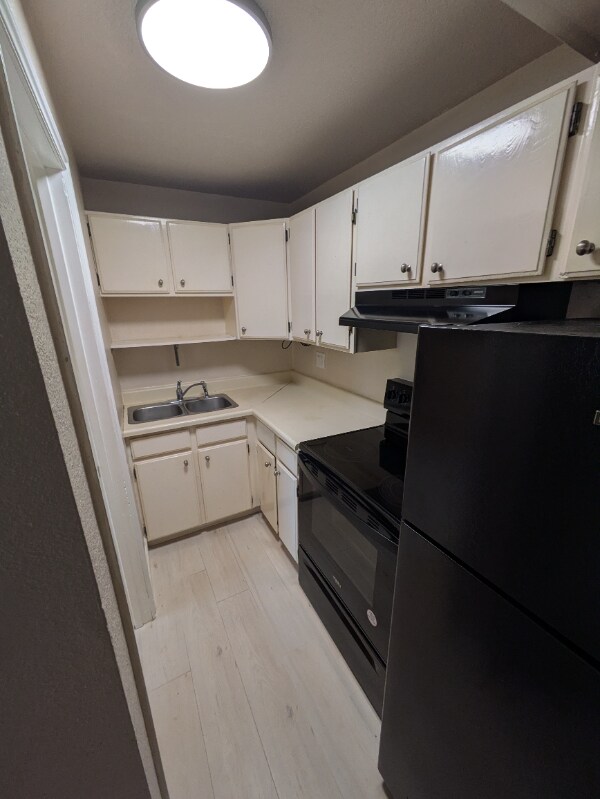 1605 Sanya Cir unit 2, Anchorage, AK 99508 - photo 5
