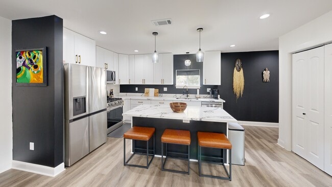 4742 Louisa Dr, New Orleans, LA 70126 - photo 3