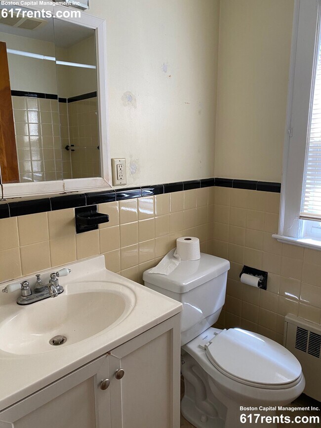 460 Highland Ave unit 2, Malden, MA 02148 - photo 6
