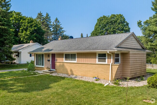 Most of the homes in Sherman Village were built in the 19th century.