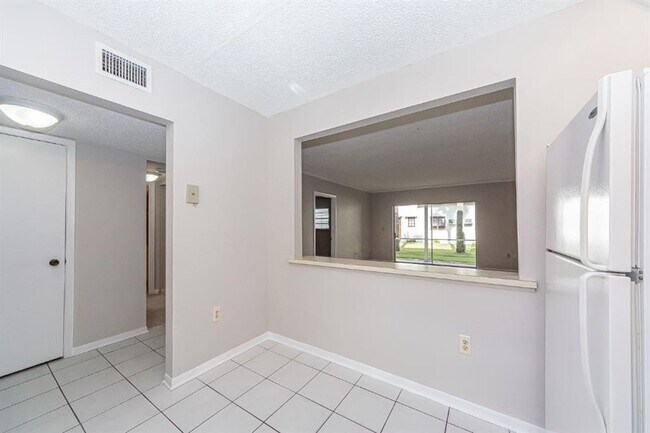 1122 25th St unit 3, Vero Beach, FL 32960 - photo 4