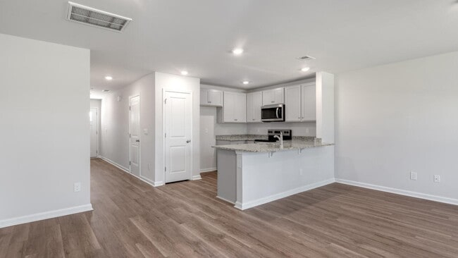 7799 Pennycress Dr unit 532, Leland, NC 28451 - photo 6